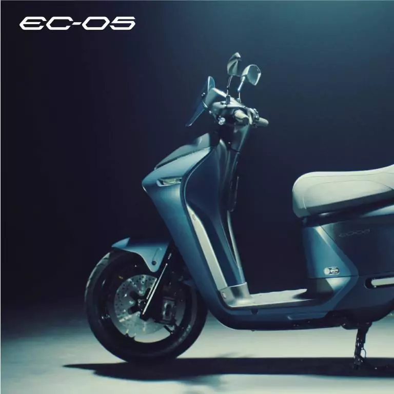 Yamaha EC-05 electric scooter