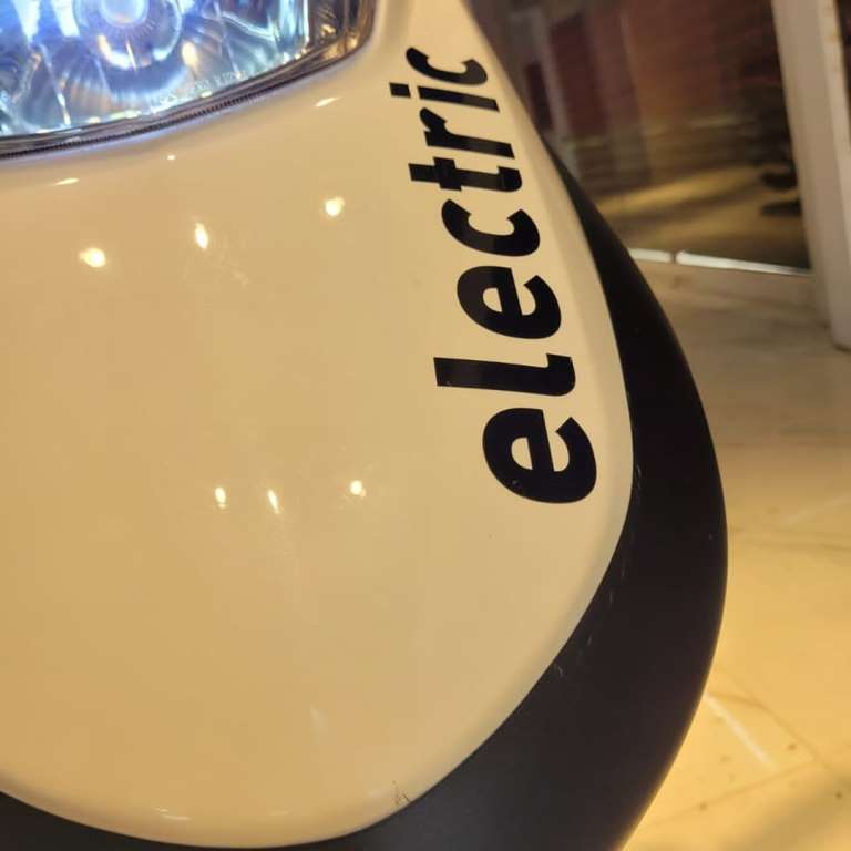 Front logo electric